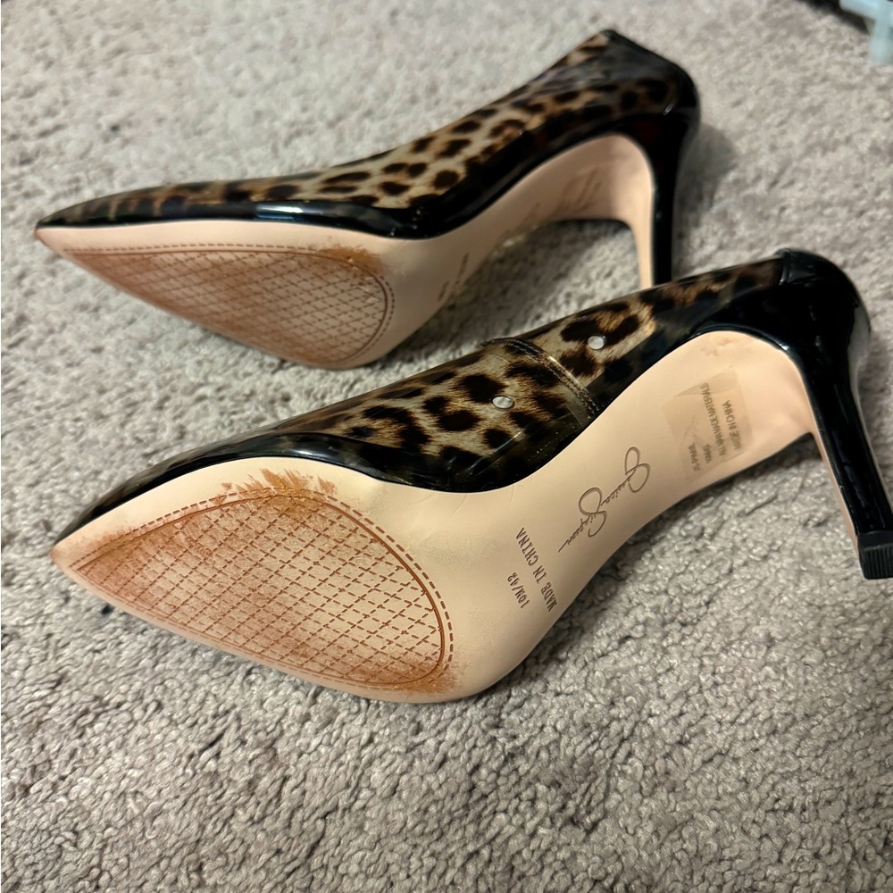 Jessica Simpson. Wear to work or Night on the town.